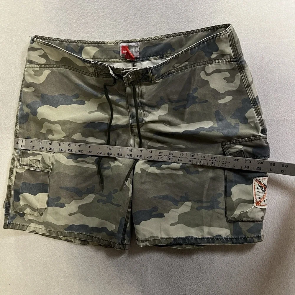 Mossimo Camo Board Shorts Swim Trunks Men's Size 38 Green Cargo Unlined Y2K